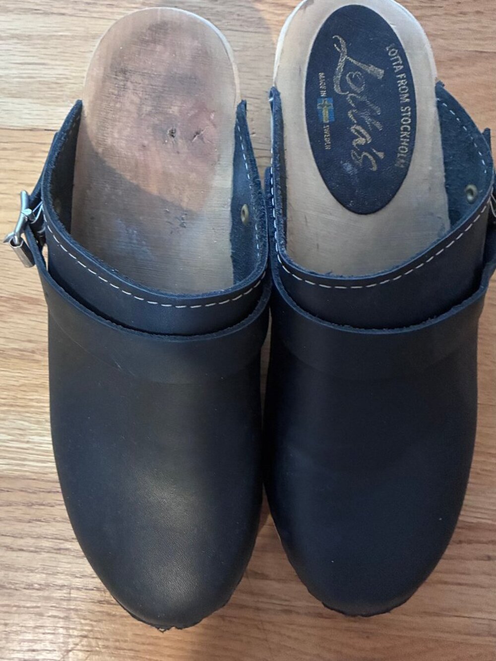Black Lotta of Sweden clogs size 41
